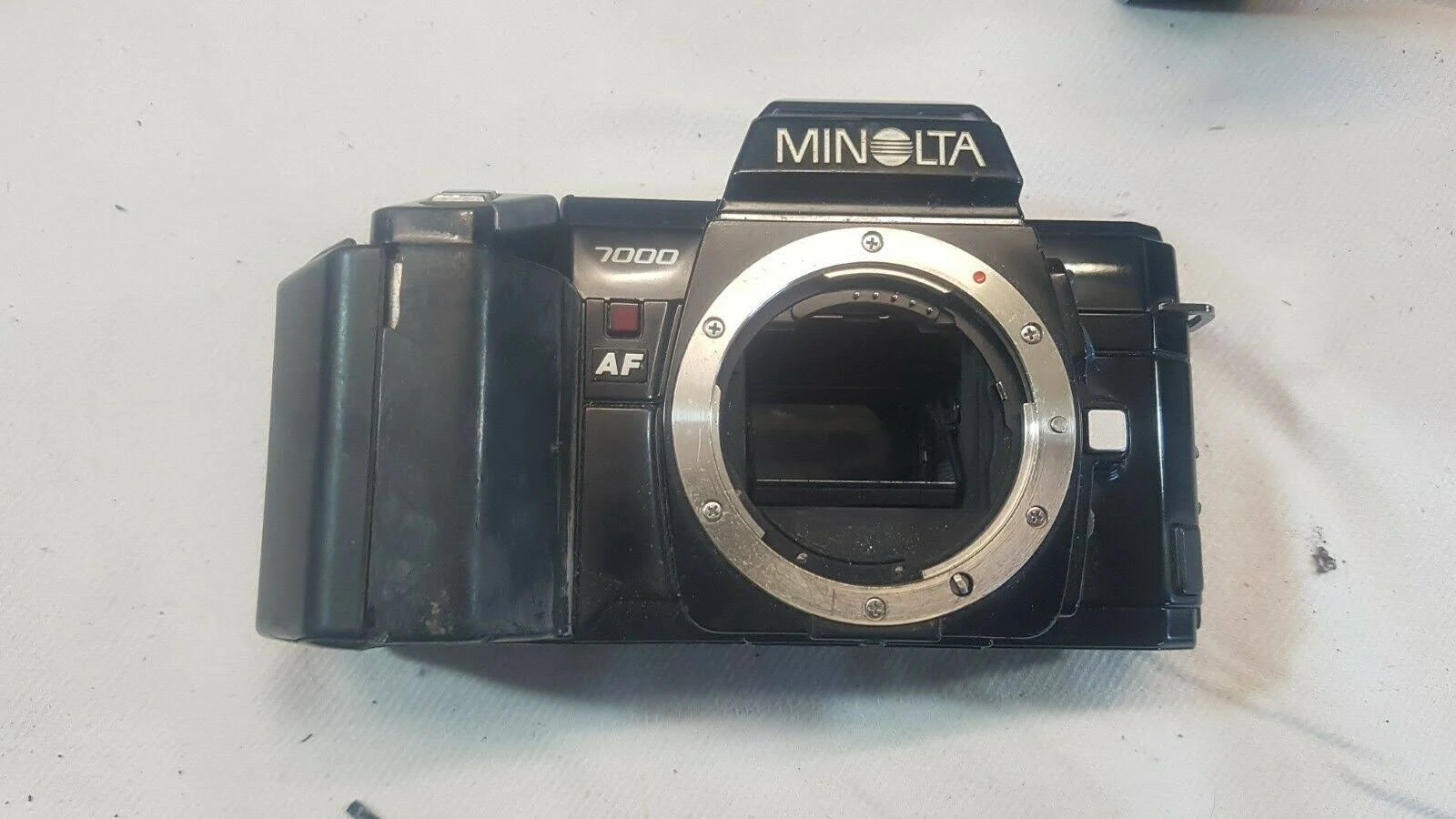 Minolta Maxxum 7000 35mm Film Camera