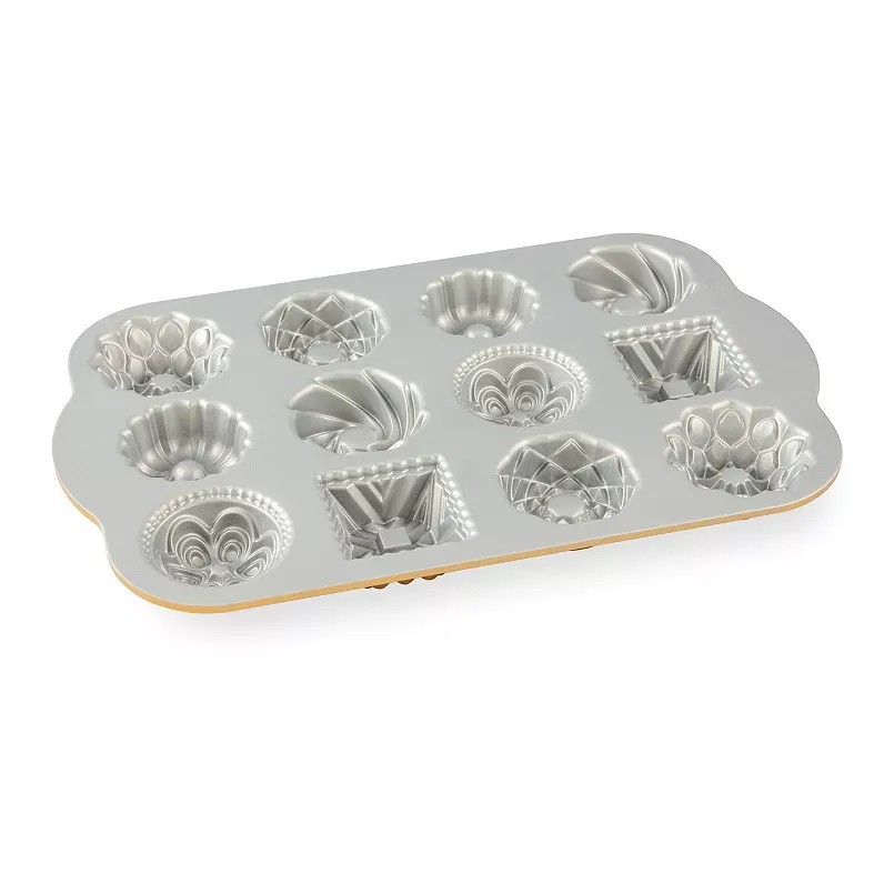 Nordic Ware Bundt Charms Pan, Multi