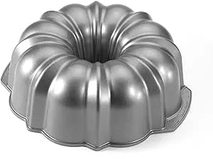 Nordic Ware Commercial Original Bundt Pan with Premium Non-Stick Coating, 12-Cup