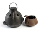 Charcoal Companion Cast Iron Garlic Roaster and Squeezer Set