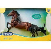 Breyer Wild & Free Horse & Foal Set