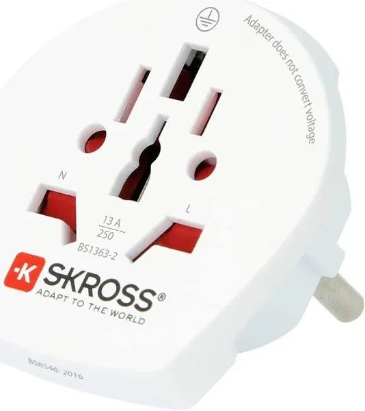 Skross World to Europe USB Travel Adaptor, White