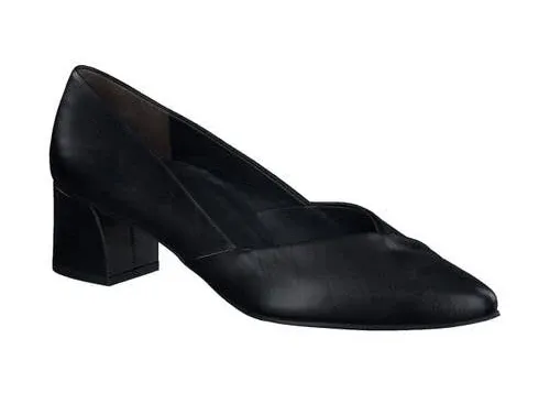 Paul Green Rendi Pointed Toe Pump in Frappe Soft Patent