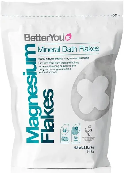 BetterYou Magnesium Mineral Bath Flakes - Mineral Bath Salts With Magnesium Chloride - Foot Bath or Body Bath Soak - Safe On Sensitive Skin - 2.3 lb