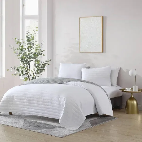 True Classics Microfiber Quilt Set - White/Grey - Full - Queen