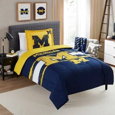 Northwest Group NCAA Michigan Wolverines Comforter & Sham Set