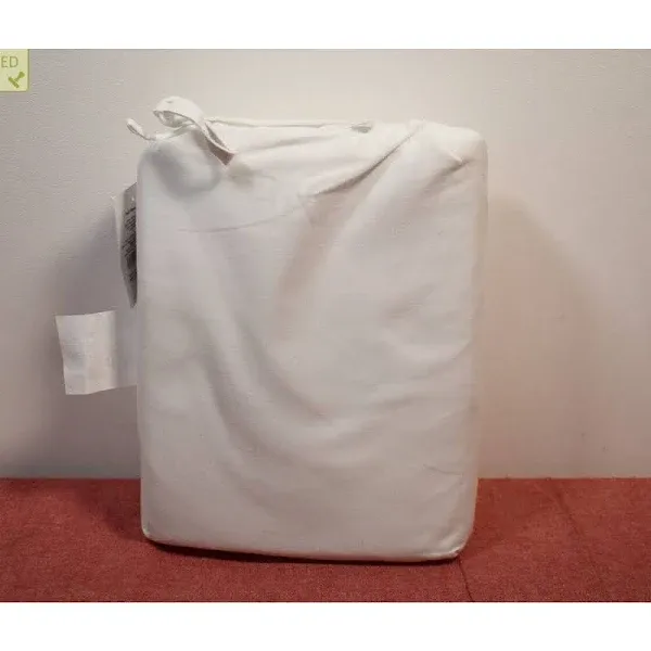 Room Essentials Easy Care Full Fitted Sheet White*