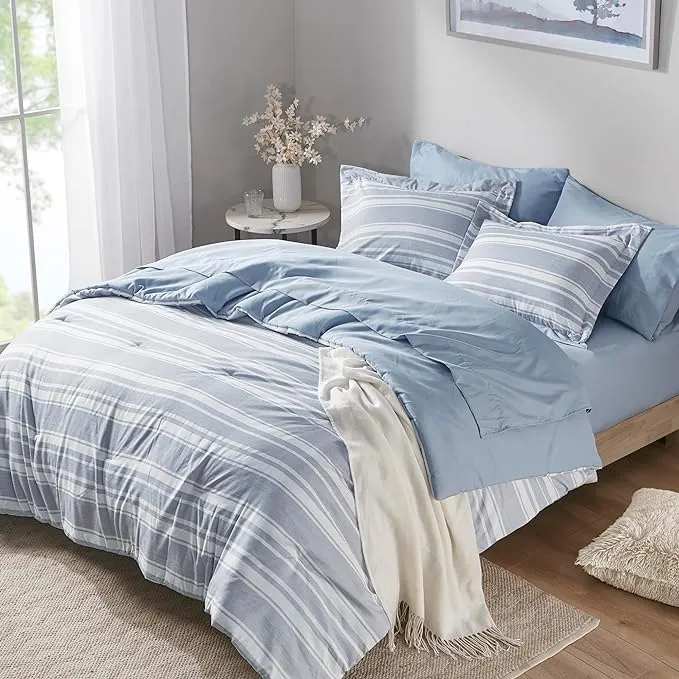 Codi Bedding comforter set Queen Size, 7 Pieces Blue White Striped Bed in a Bag Reversible, Modern Cationic Dyeing Bed Sets with 1 Comforter, 2 Pillow Shams, Flat Sheet, Fitted Sheet and 2 Pillowcases