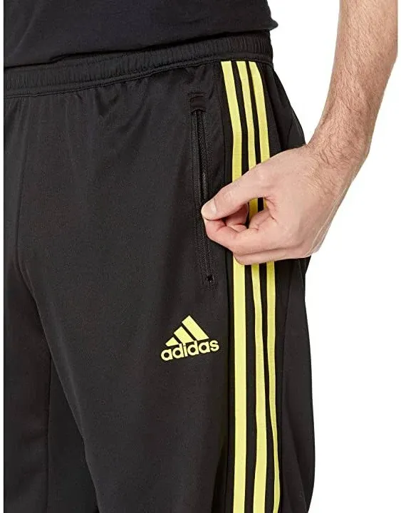 adidas Men's Designed 2 Move 3-Stripes Primeblue Shorts