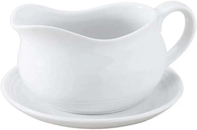 Porcelain gravy boat and dish