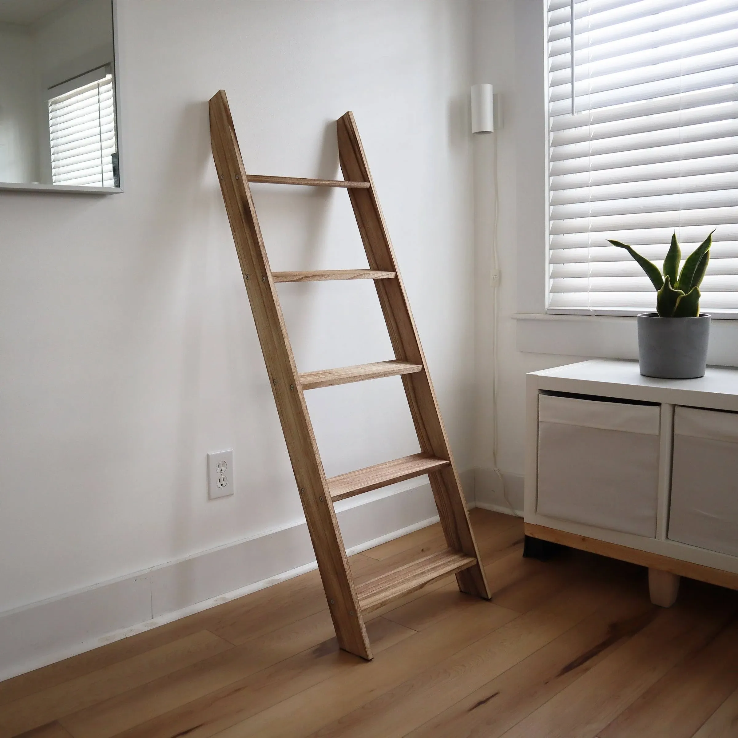 Milltown Merchants Blanket Ladder