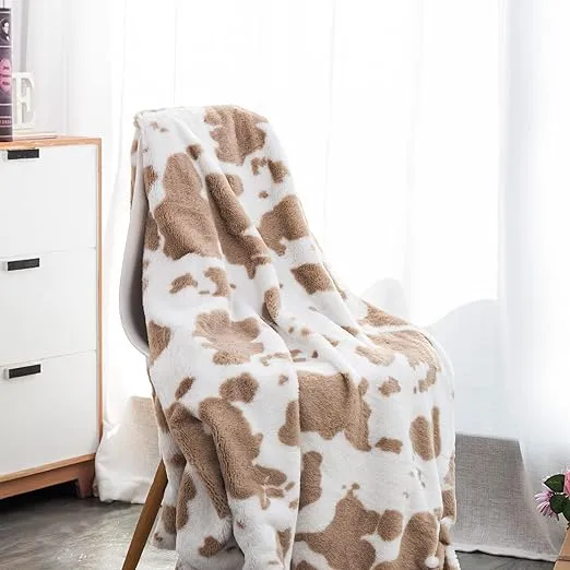 PAPER JAZZ Cartoon Cow Print Blanket, Soft Flannel Blanket Fleece Cute Cow Throw Blanket Lightweight Sofa Bed Travel Blankets for Baby Kids Adults Girls Boys Teens Gift (51x63inch, Khaki Cow)