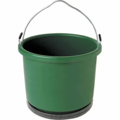 Farm Innovators HB-60 9 Quart 2 Gallon 60 Watt Plastic Heated Bucket with Built in Thermostat, Green