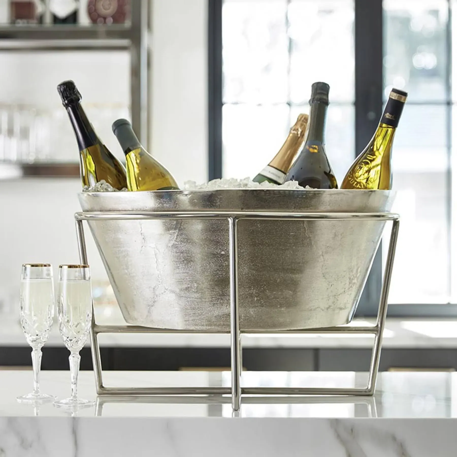 Large Champagne Bucket Stainless Steel Beverage Tub 15 in x 13 in Silver Plated