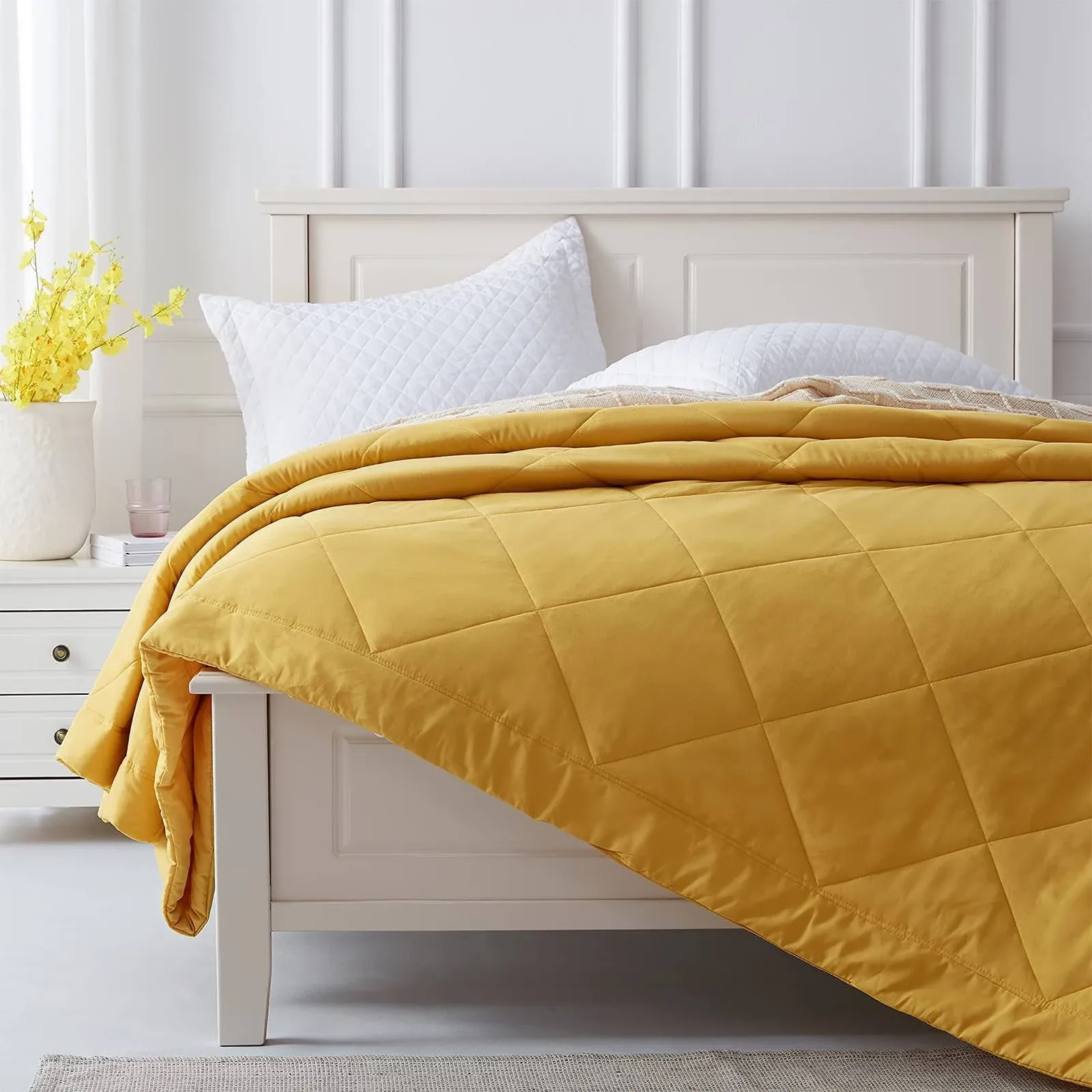 Quilt Queen Yellow Lightweight Comforter Reversible Bedspread for All Season ...