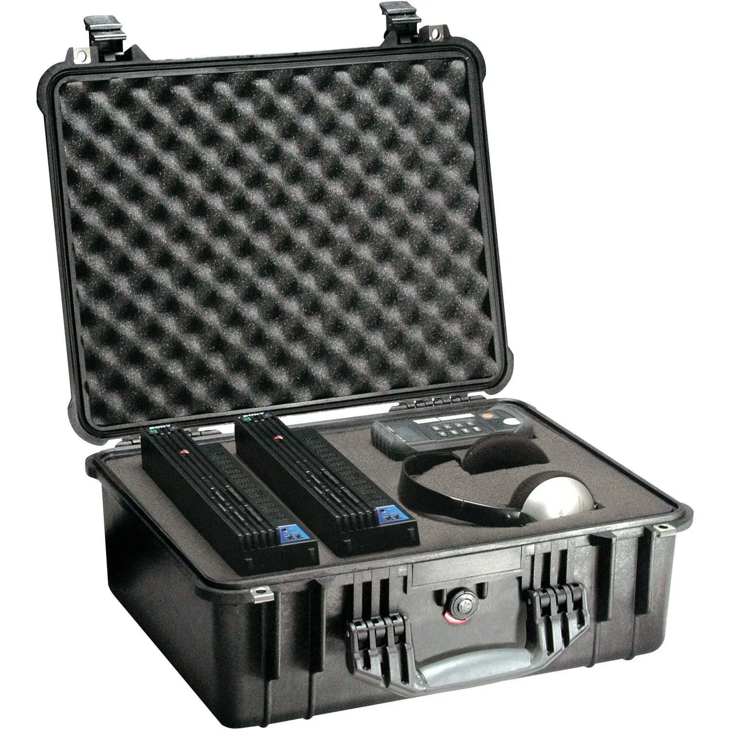 Pelican 1550 Case Black / Foam