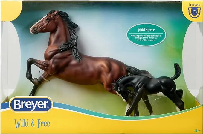 Breyer Horses Freedom Series Wild and Free | Horse and Foal Set | Horse Toy | 9.75" x 7" | 1:12 Scale | Model #62227