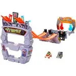 Hot Wheels RacerVerse Star Wars Grogu&#039;s Great Race Track Set Lightsaber Jump