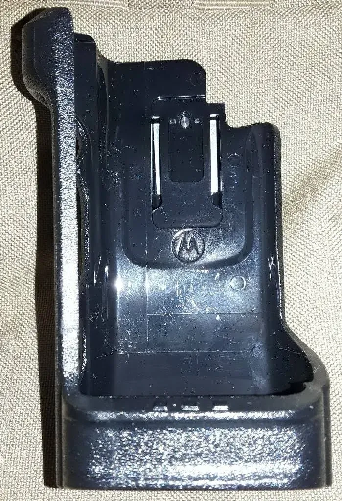 Motorola APX 6000 APX 8000 Universal Carry Holder